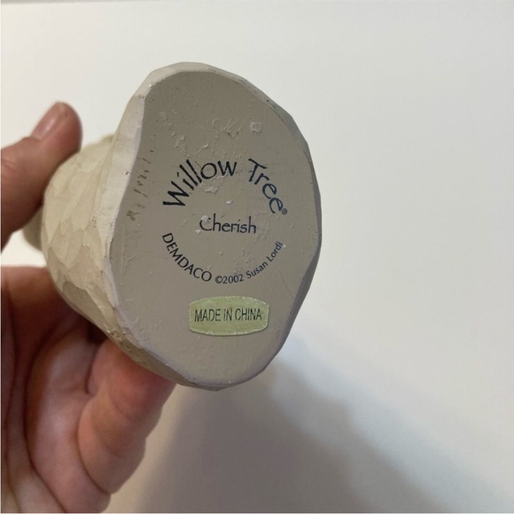 Willow Pregnant Woman - Picture 2 of 3